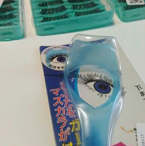 Other - 15 Pairs New Reusable Eyelashes + 1 Eyelash Curler